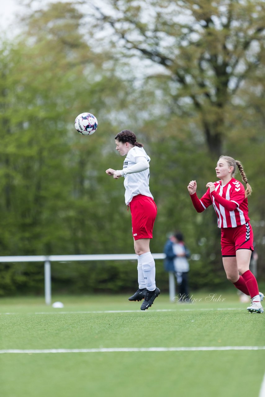 Bild 310 - wBJ SV Wahlstedt - TuS Tensfeld : Ergebnis: 0:0